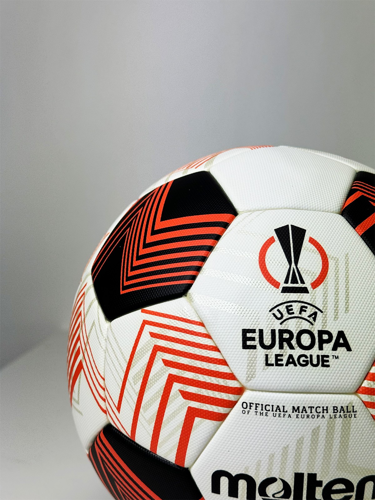 Molten soccer ball europa league on sale